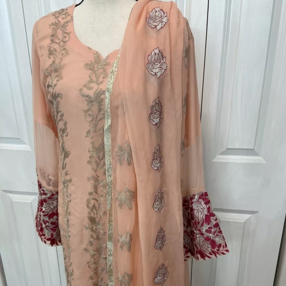 Pakistani Indian Three Piece Formal Dress.Brand Maria b Fabric Chiffon.